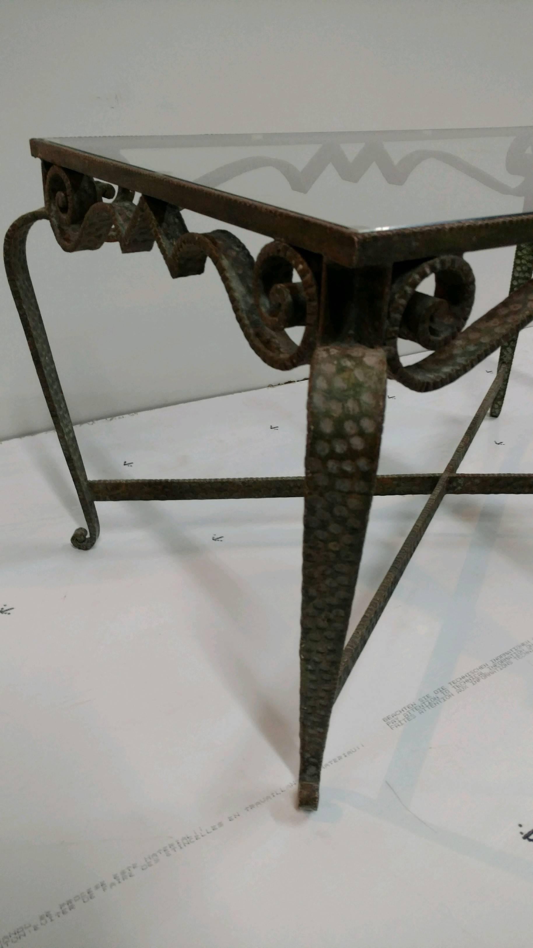 Hammered Wrought Iron Coffee Table, Attributed to Pier Luigi Colli In Good Condition In Spencertown, NY