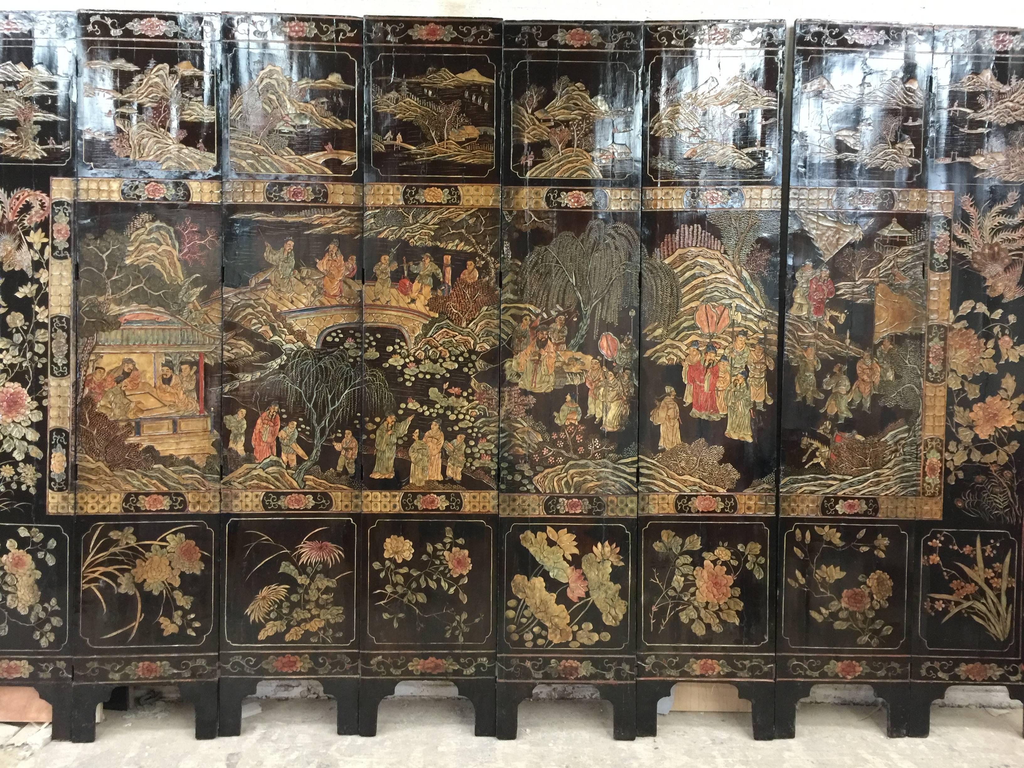 Chinese Coramandel Lacquer Qing Dynasty Eight-Panel Screen, 19th Century 1