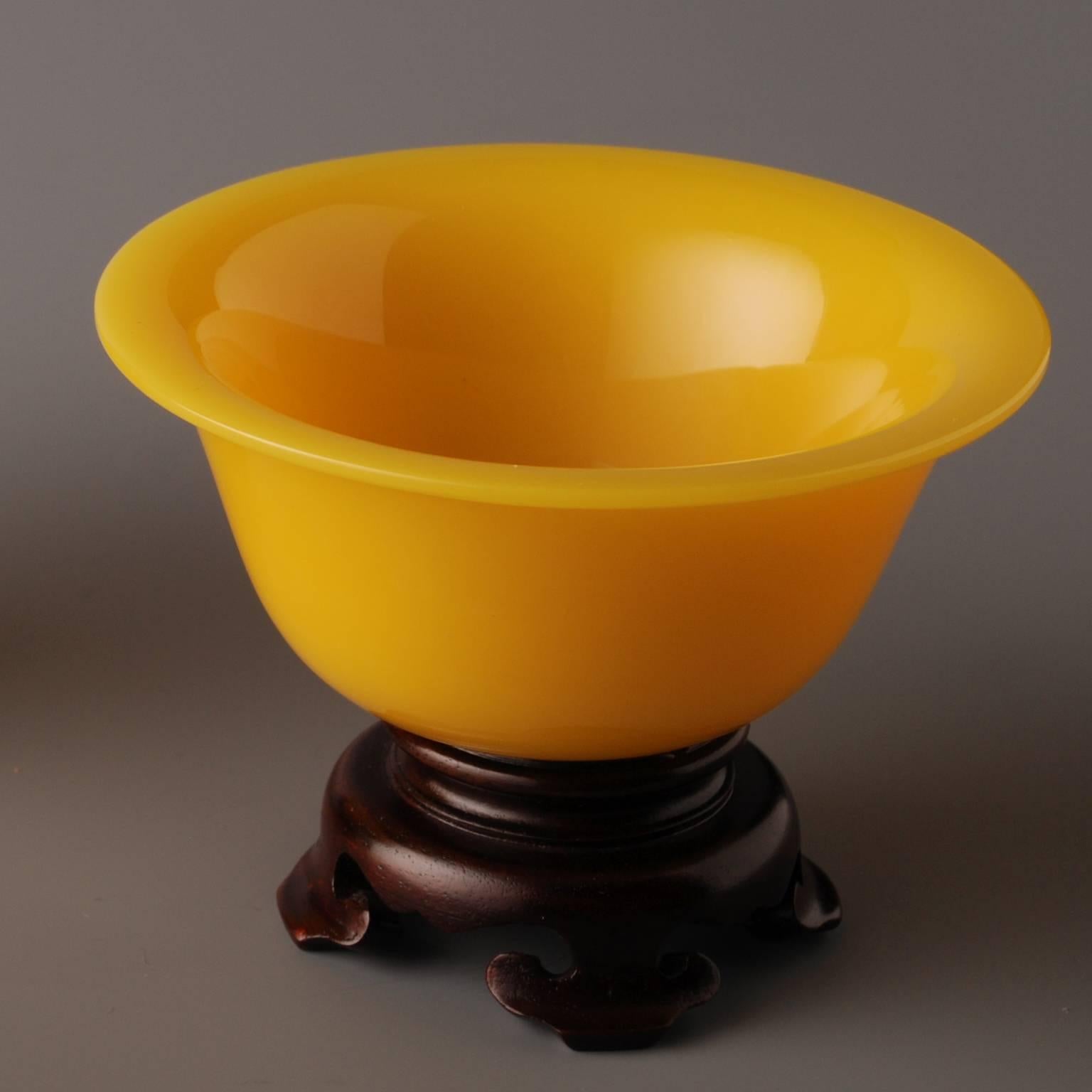 20th Century Pair of Yellow Chinese Beijing Glass Bowls For Sale