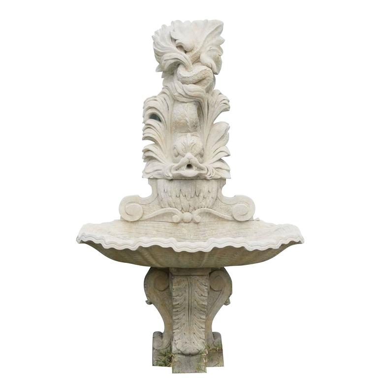 Late 19th Century Grotto Dolphin Wall Fountain in Limestone For Sale at
