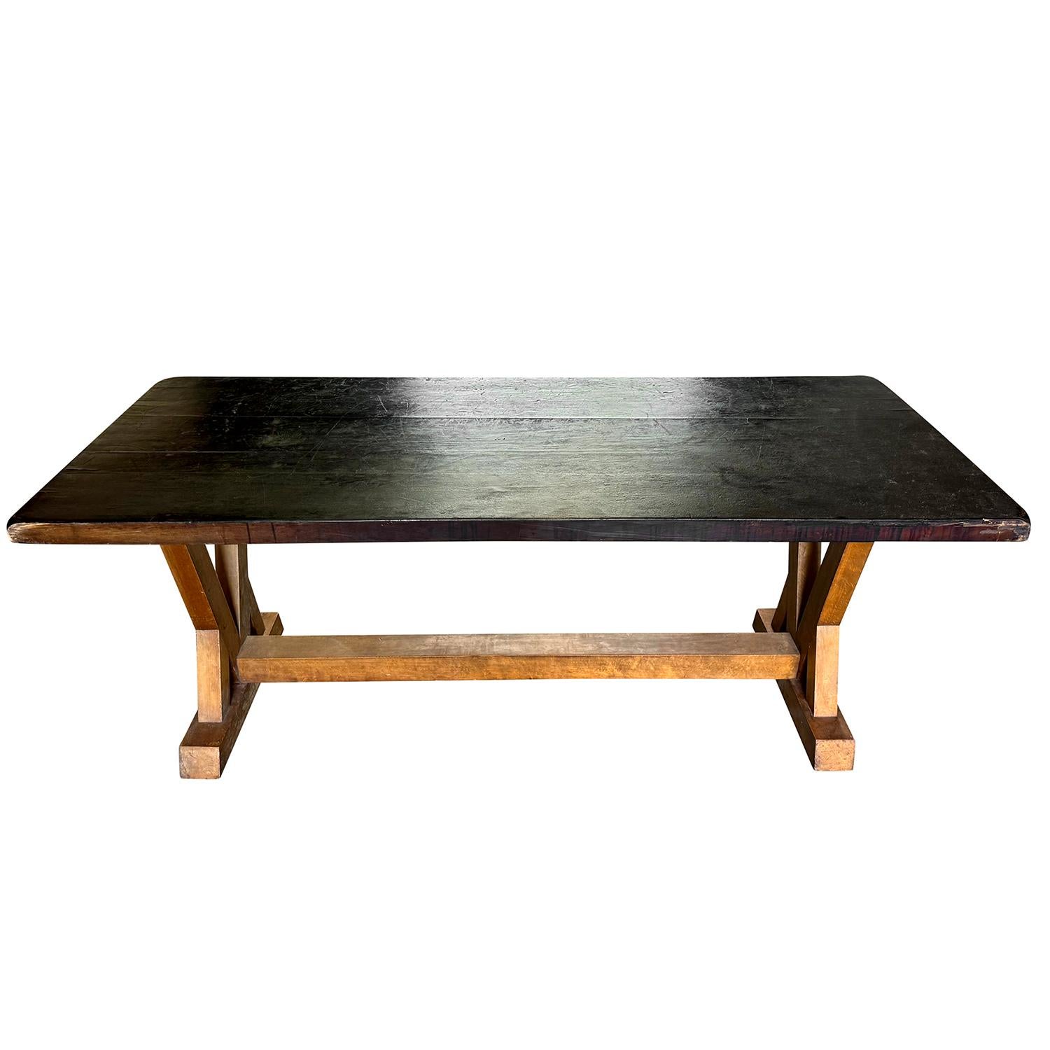 20th Century French Rectangular Walnut Trestle Table - Vintage Dining Room Table In Good Condition For Sale In West Palm Beach, FL
