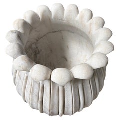 Singular Round Lotus Garden Planter