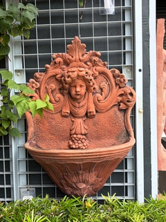 French Antique Cast Iron Fontaine Décorative Wall Fountain