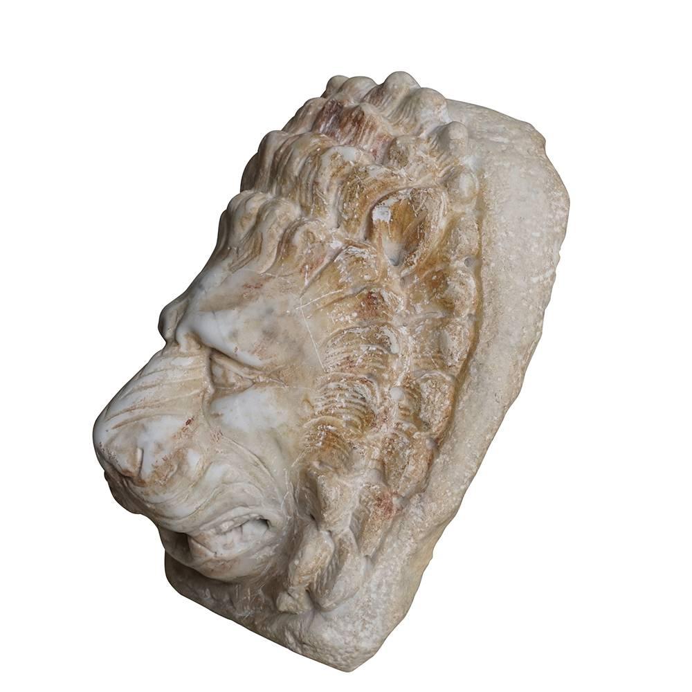 Late 17th century, a lion mask carved out of Carrara marble from the Renaissance period, circa 1680 Padua, Italy.