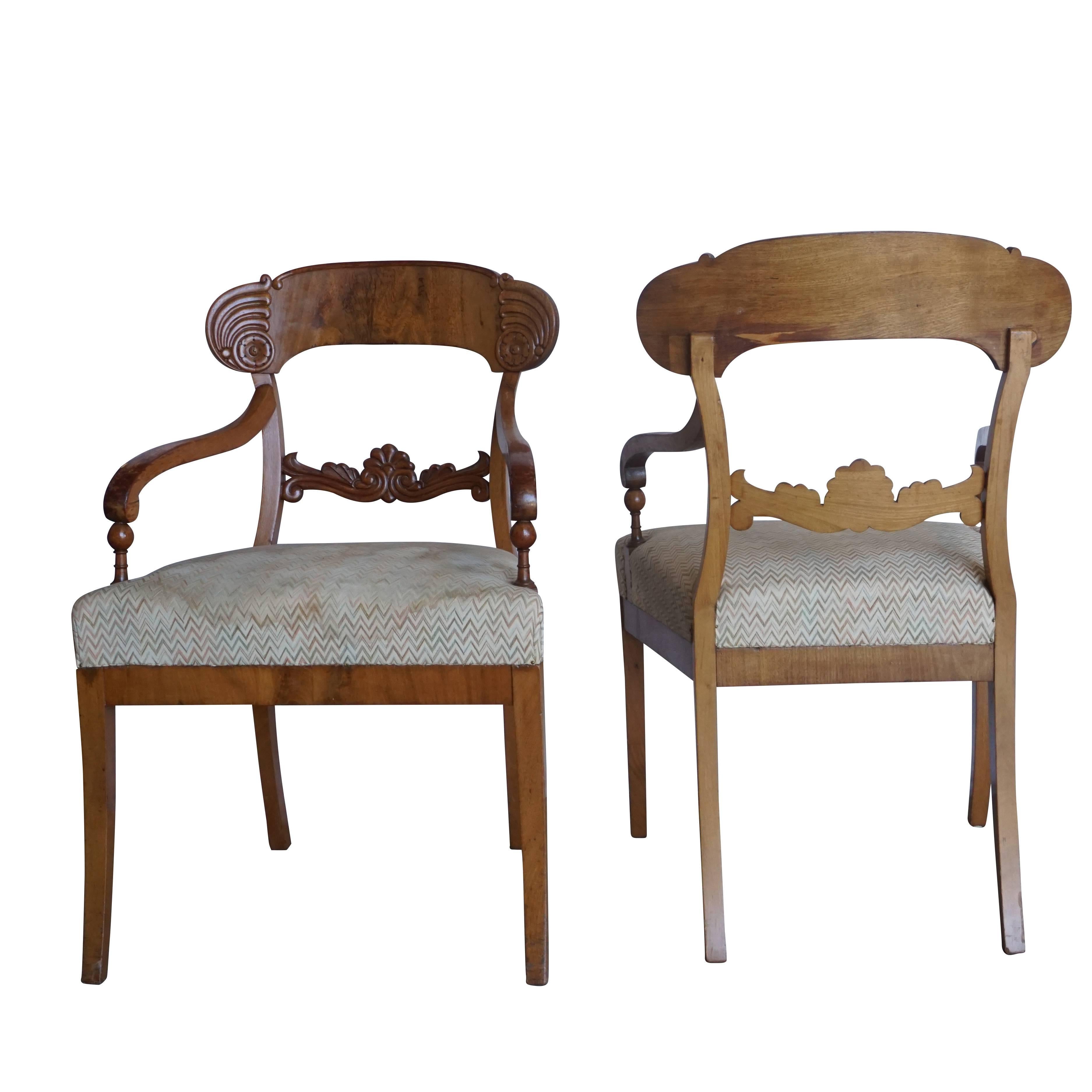 Hand-Carved 19th Century Swedish Set of Six Antique Birchwood Dining Chairs by Karl Johan For Sale