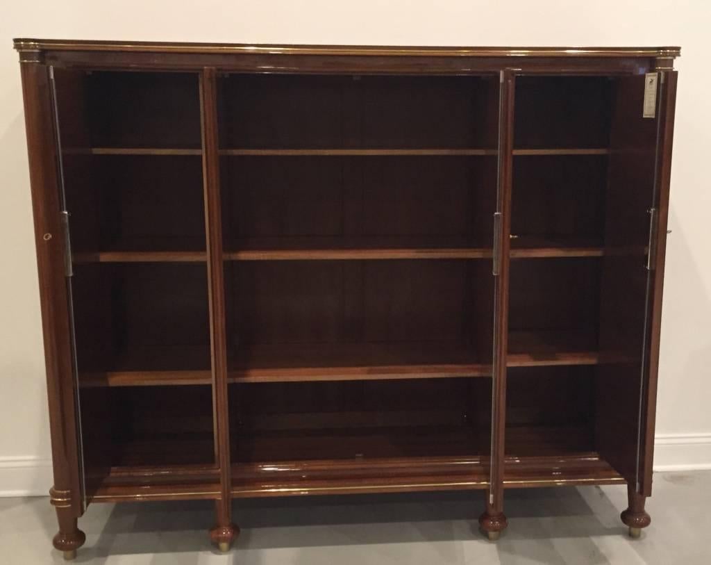 Armario francés Art Déco firmado Jules Leleu siglo XX en venta
