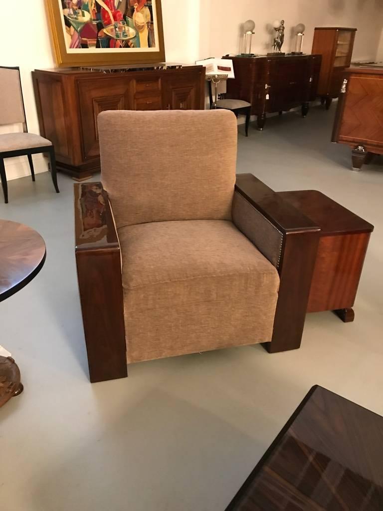 Pair of Streamline French Art Deco Club Chairs In Excellent Condition In North Bergen, NJ