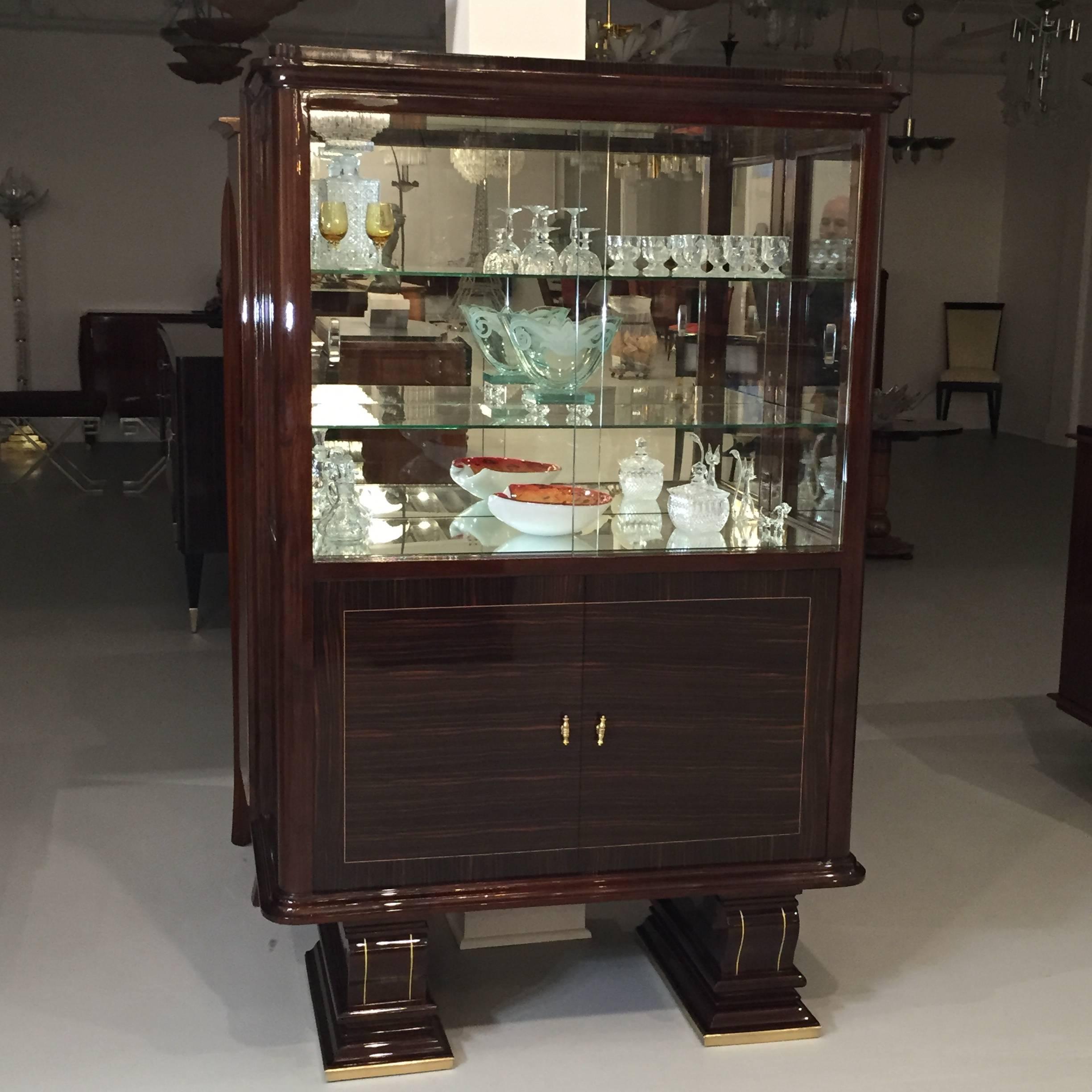 French Art Deco Vitrine, Display Cabinet / Dry Bar For Sale 1