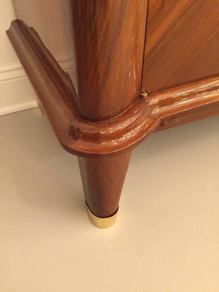 Buffet Art déco français avec motifs de sirènes et de Méduses en vente 1