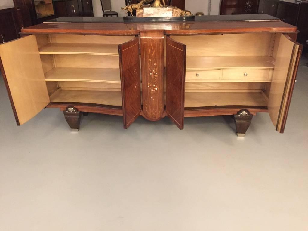 20th Century French Art Deco buffet with beautiful mother of pearl inlay For Sale
