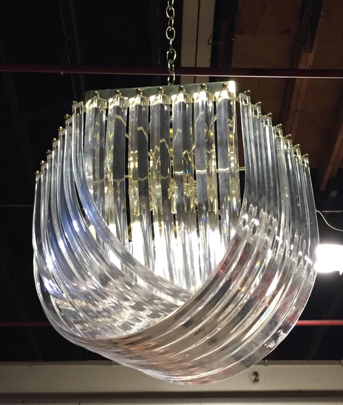 Mid-Century Modern Italian Lucite and Brass Swag Chandelier