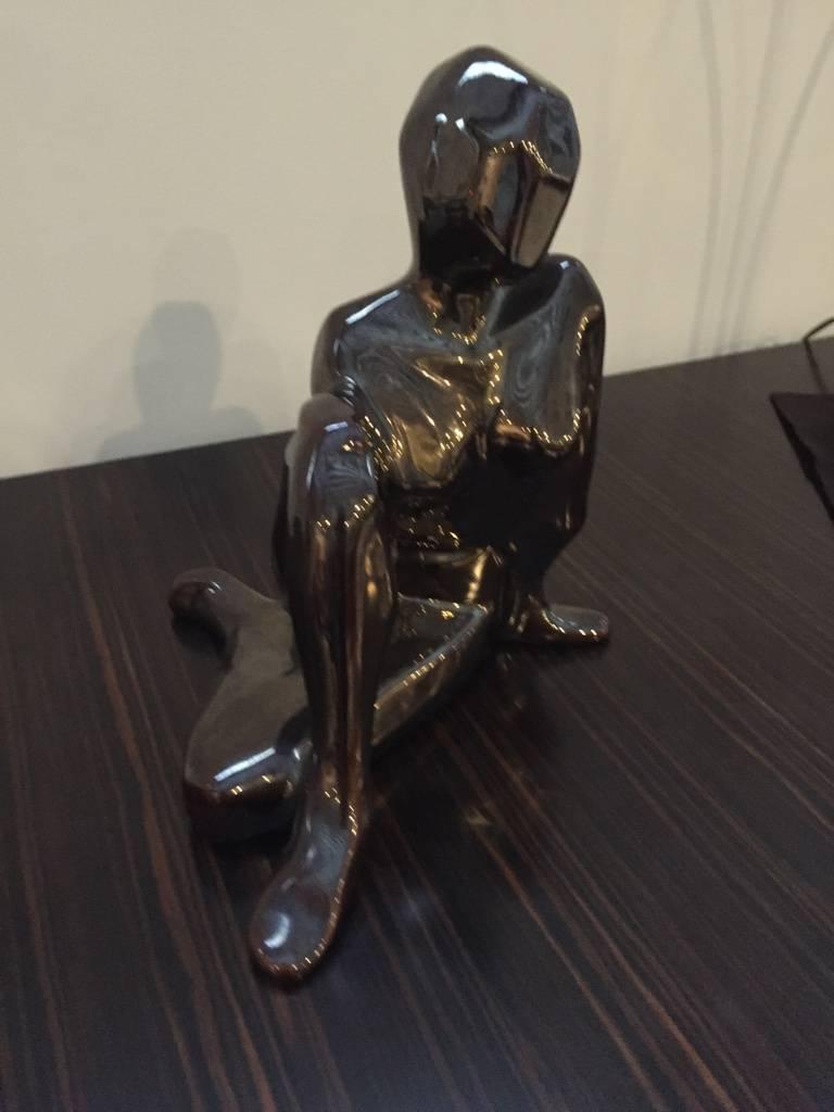 Mid-Century Modernist Ceramic Crouching Woman Sculpture In Excellent Condition For Sale In North Bergen, NJ