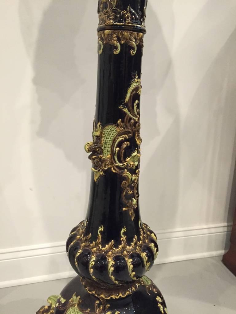 Ornate Standing Flower Pot Holder In Excellent Condition For Sale In North Bergen, NJ