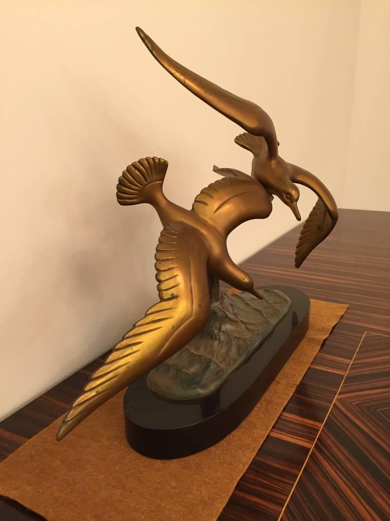 Early 20th Century French Art Deco Bronze Bird Sculpture For Sale