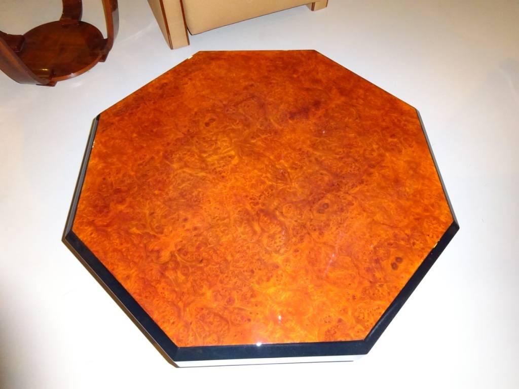 French Art Deco Octagonal Burl Coffee table  In Excellent Condition In North Bergen, NJ