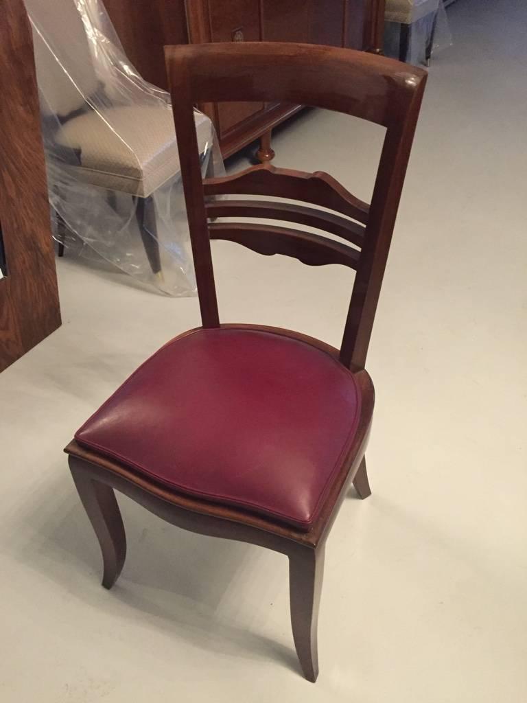 Stunning French Art Deco set of six dining chairs. Very stylish legs and figure.