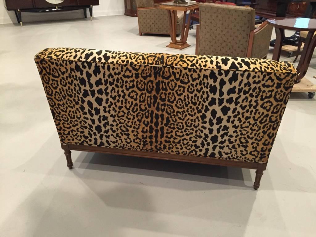 Mid-Century Leopard Print Sofa In Good Condition In North Bergen, NJ