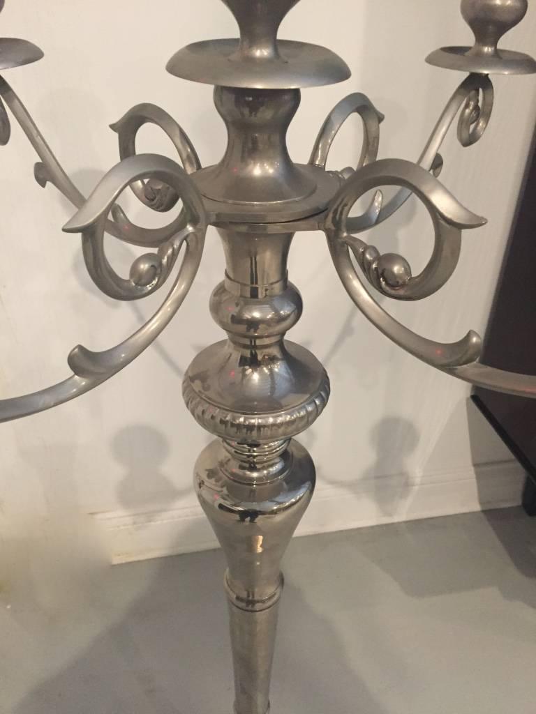 Pair of Metal Standing Candlestick Holders / Candelabra In Excellent Condition For Sale In North Bergen, NJ