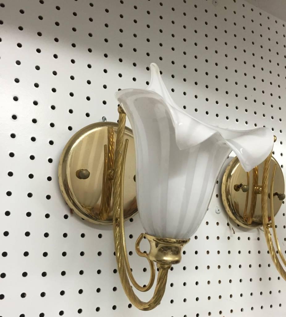 Mid-20th Century Pair of Italian Murano Calla Lily Mid-Century Brass Sconces For Sale