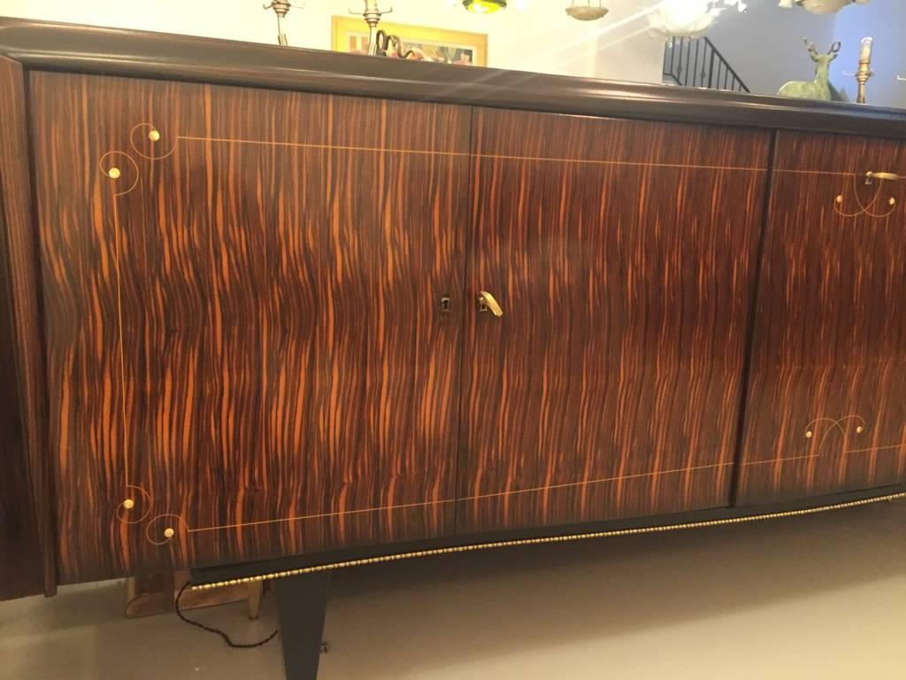 French Art Deco Macassar Ebony Mother-of-Pearl Buffet with Center Dry Bar In Excellent Condition In North Bergen, NJ