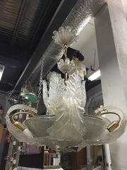 Italian Mid-Century  Chandelier in the Manner of Barovier & Toso