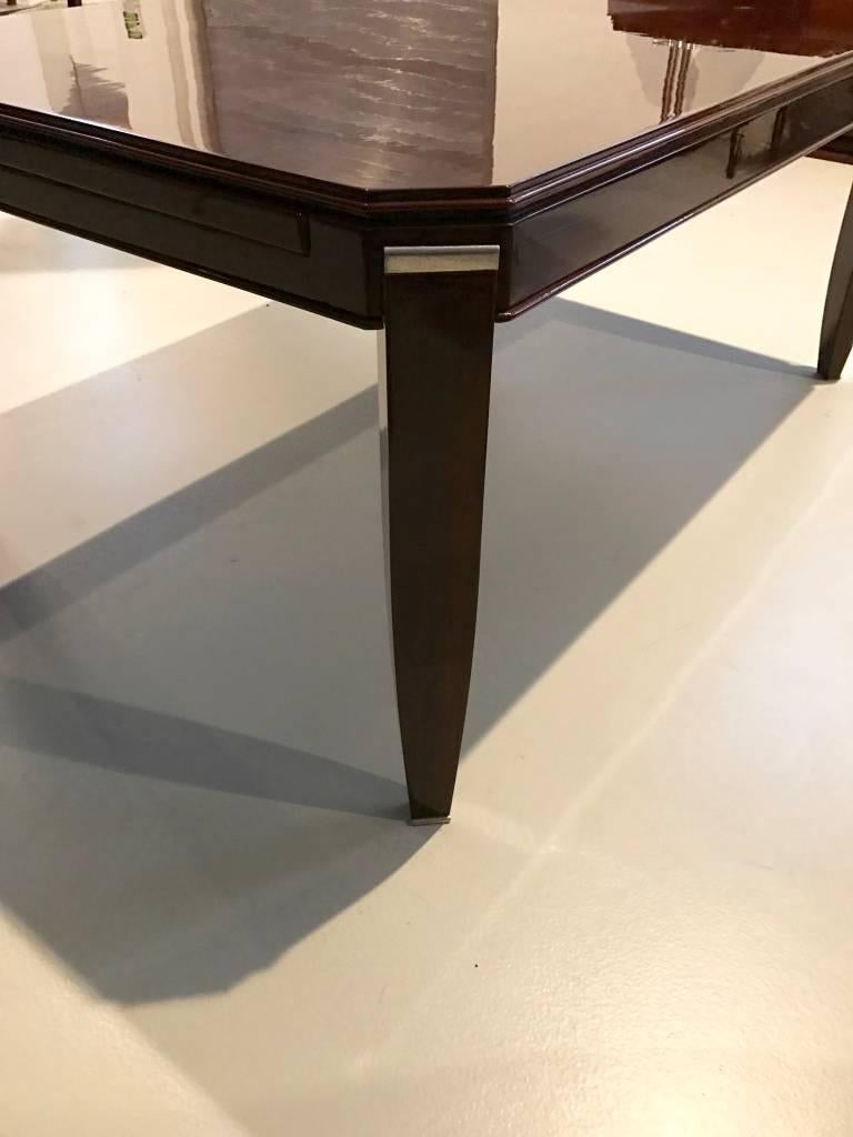 Milieu du XXe siècle Table de salle à manger Art Déco française avec quincaillerie en argent en vente