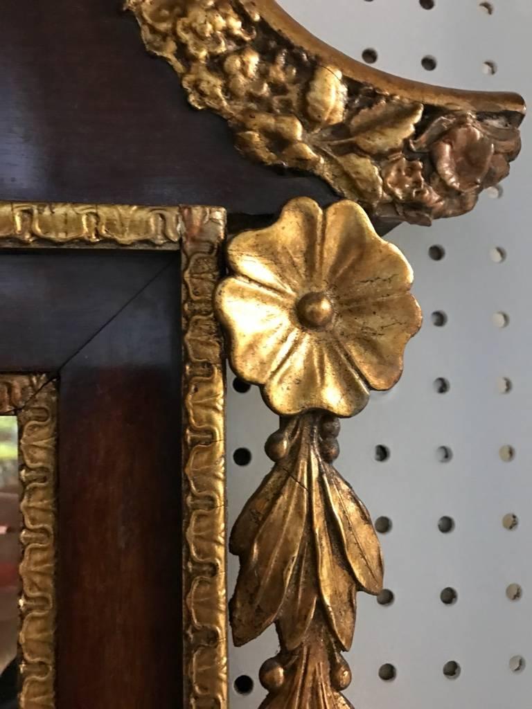 20ième siècle Miroir en bois doré et acajou en vente