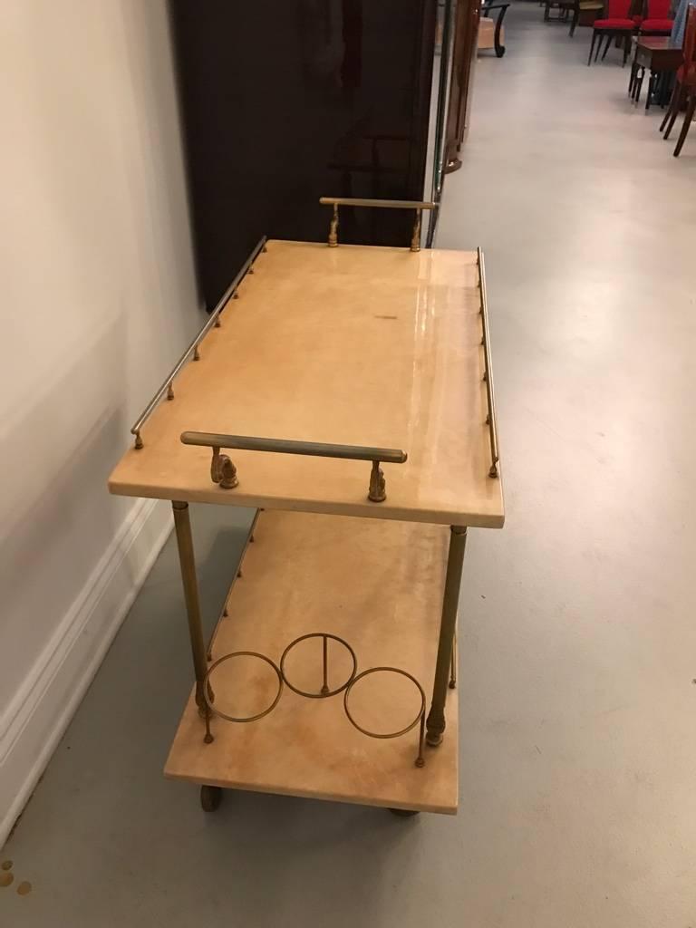 Aldo Tura Brass and Parchment Bar Cart In Excellent Condition In North Bergen, NJ