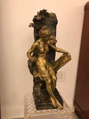 Sculpture Memoria signée par Emile Louis Picault