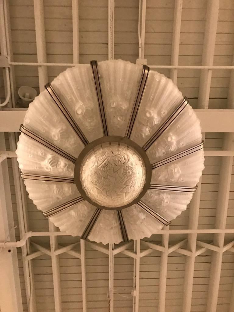 Lampadario Art Deco francese di Hettier & Vincent e Genet & Michon in vendita 1