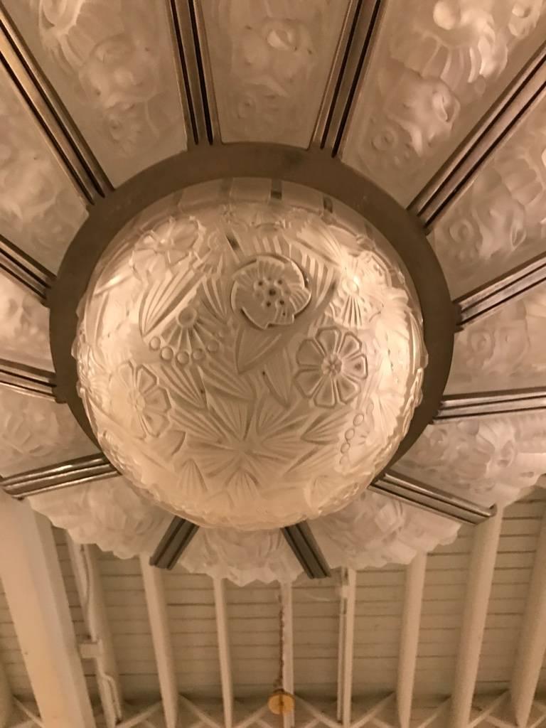 Lampadario Art Deco francese di Hettier & Vincent e Genet & Michon in vendita 2