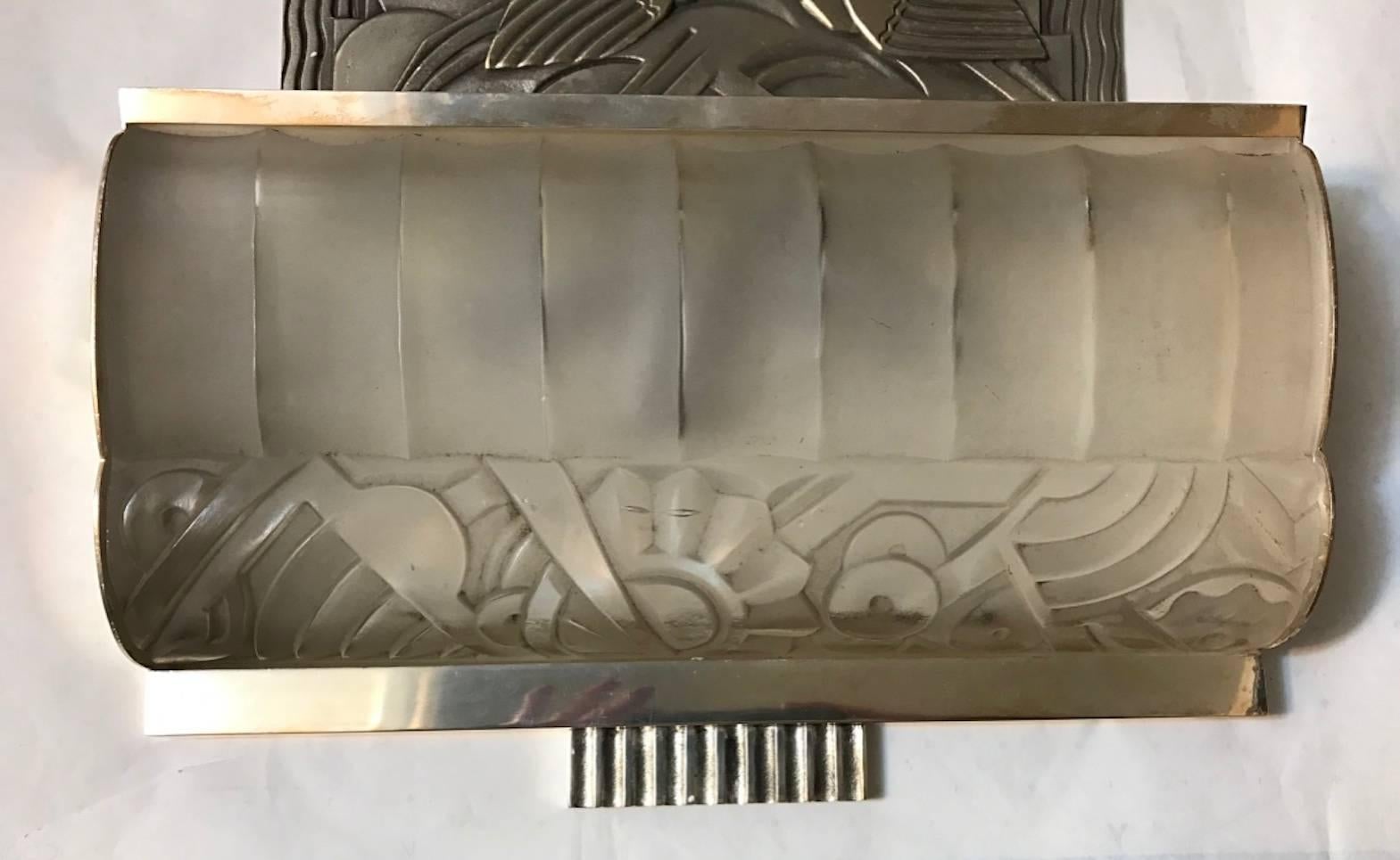 Pair of French Art Deco Sconces with Geometric Motif by Sabino In Excellent Condition For Sale In North Bergen, NJ