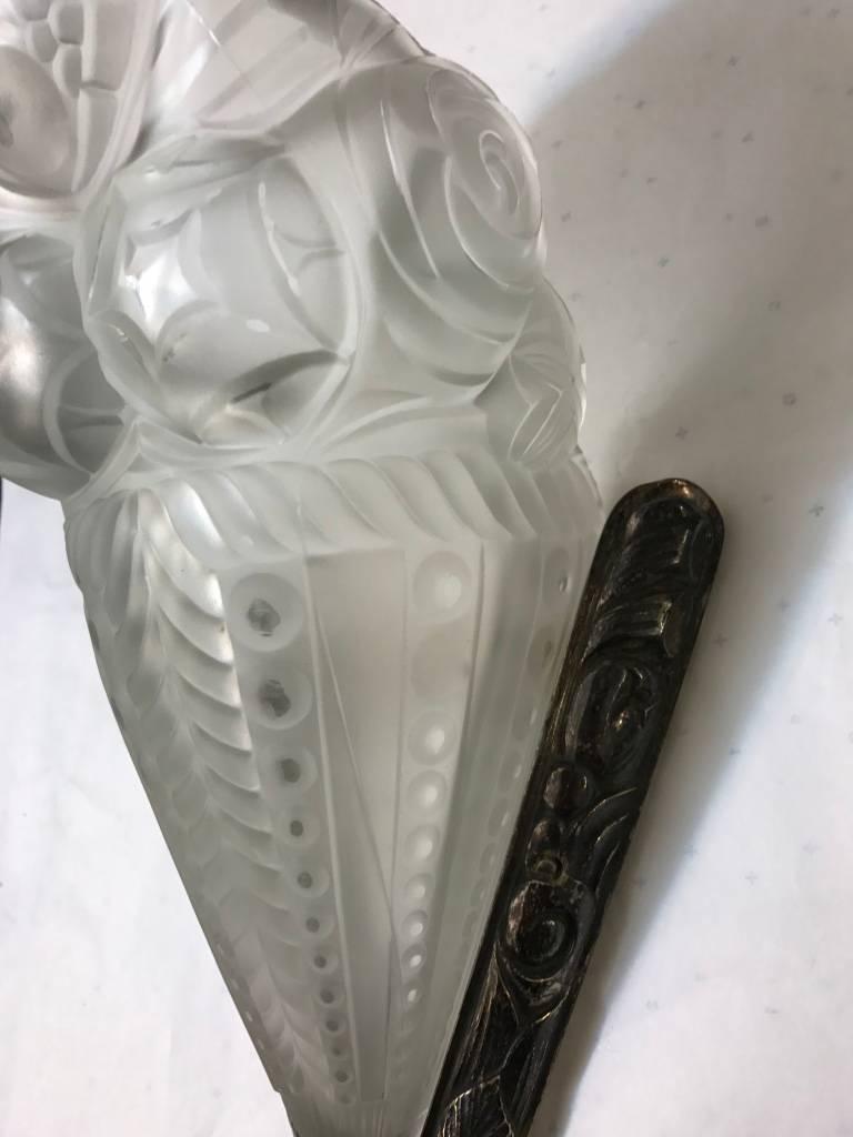 Pair of French Art Deco Sconces in the Style of Degue  For Sale 3