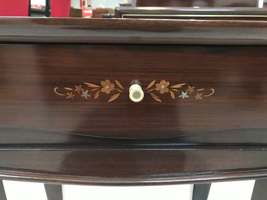 Pair of French Art Deco Mother-of-pearl Nightstands in the Style of Jules Leleu In Good Condition For Sale In North Bergen, NJ