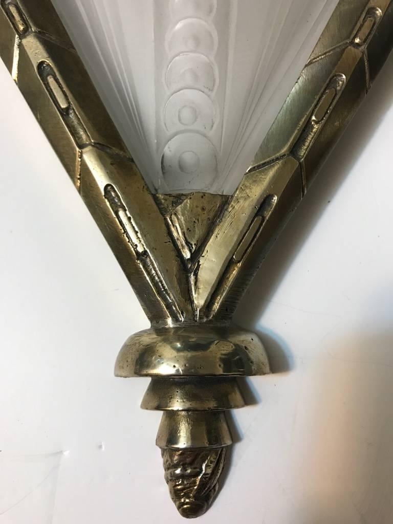 Pair of French Art Deco Geometric Sconces Signed by Muller Frères In Excellent Condition For Sale In North Bergen, NJ