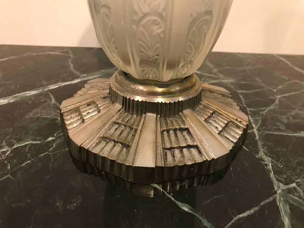 Raro vaso francese Art Deco di Hettier & Vincent In condizioni ottime in vendita a North Bergen, NJ