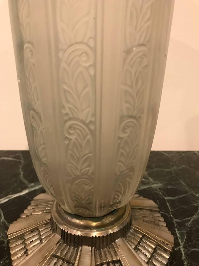 20ième siècle Rare vase Art Déco français par Hettier & Vincent en vente