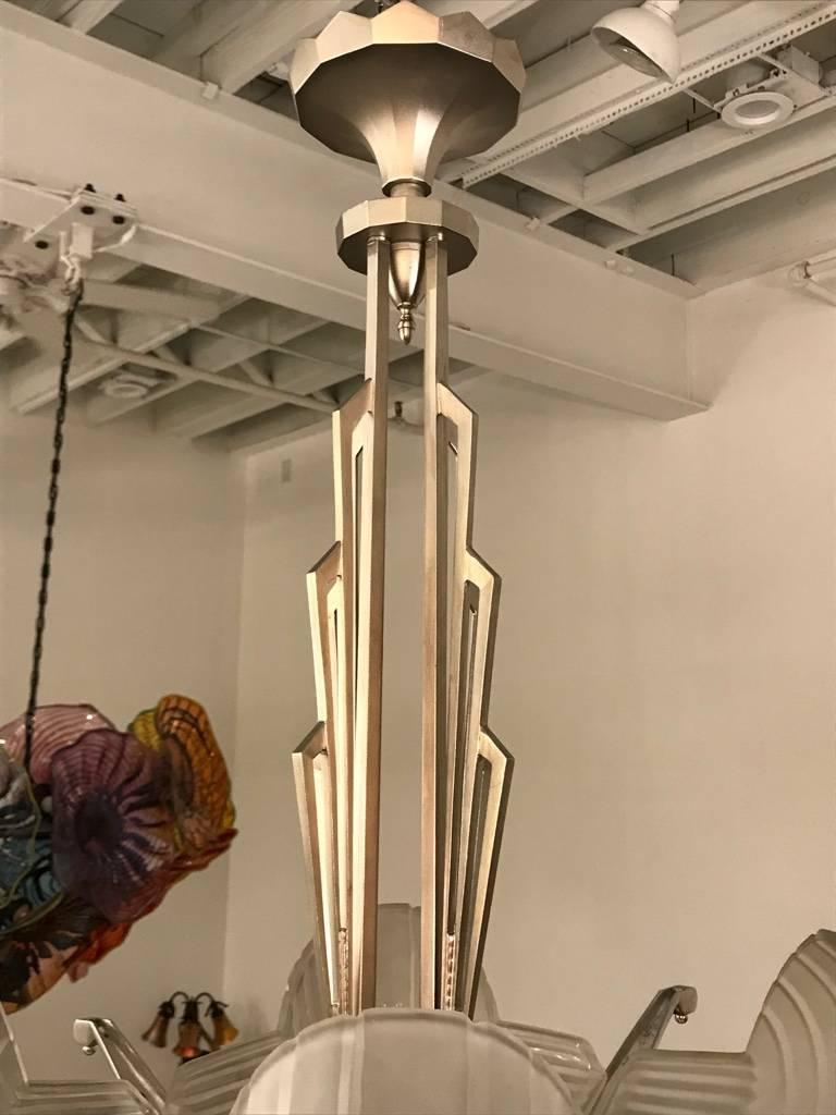 French Art Deco Skyscraper Chandelier Signed by Atelier Petitot For Sale 3