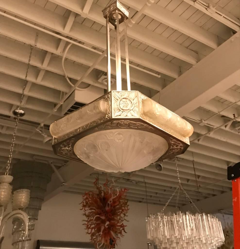 French Art Deco Chandelier Signed by Degue In Excellent Condition For Sale In North Bergen, NJ