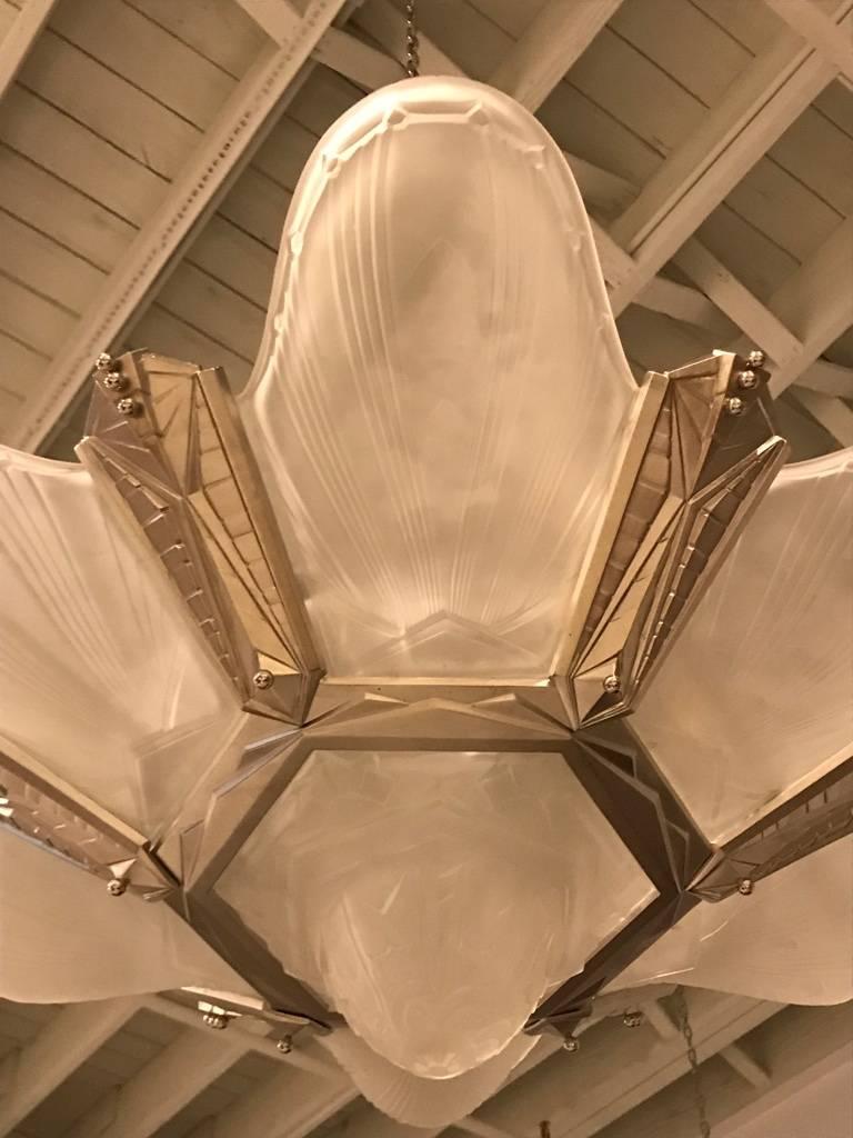 Geometric French Art Deco Chandelier Signed by Des Hanots In Good Condition For Sale In North Bergen, NJ