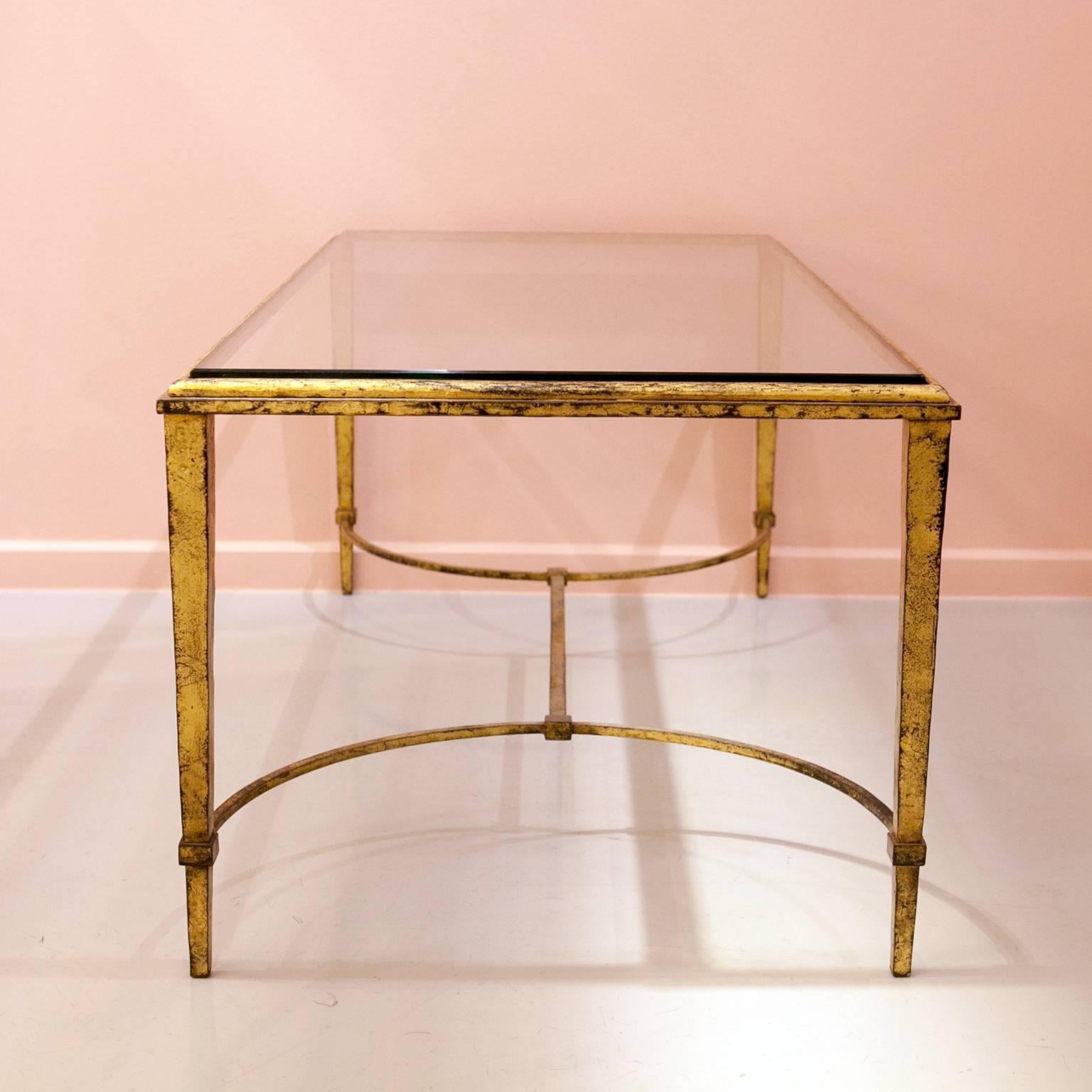 1940s Mid-Century Modern French Coffee Table by Maison Ramsay, Glass, Gold In Excellent Condition For Sale In Cologne, DE