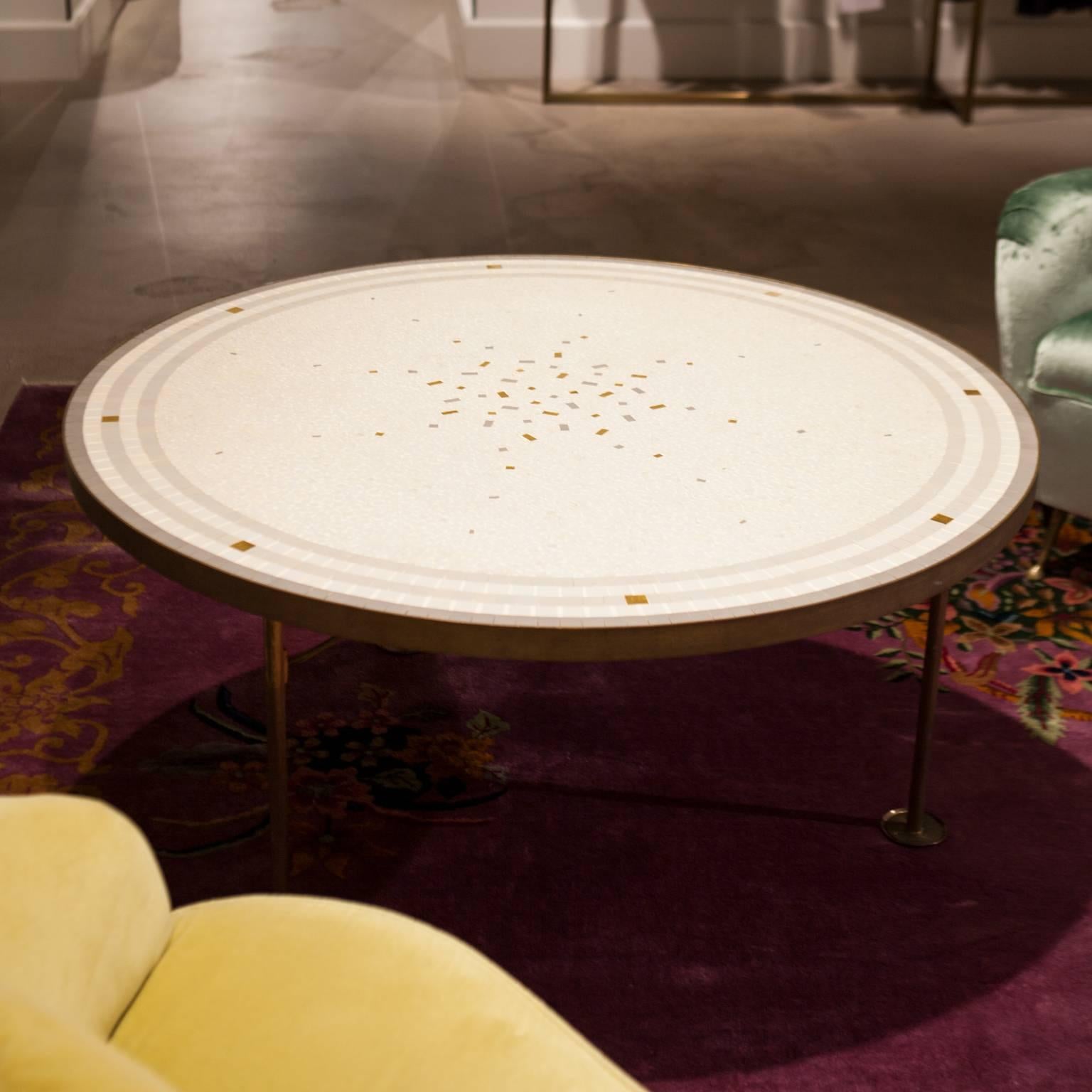 1950s Mid-Century Modern Italian Round Coffee Table in Brass with Mosaic Top In Good Condition For Sale In Cologne, DE