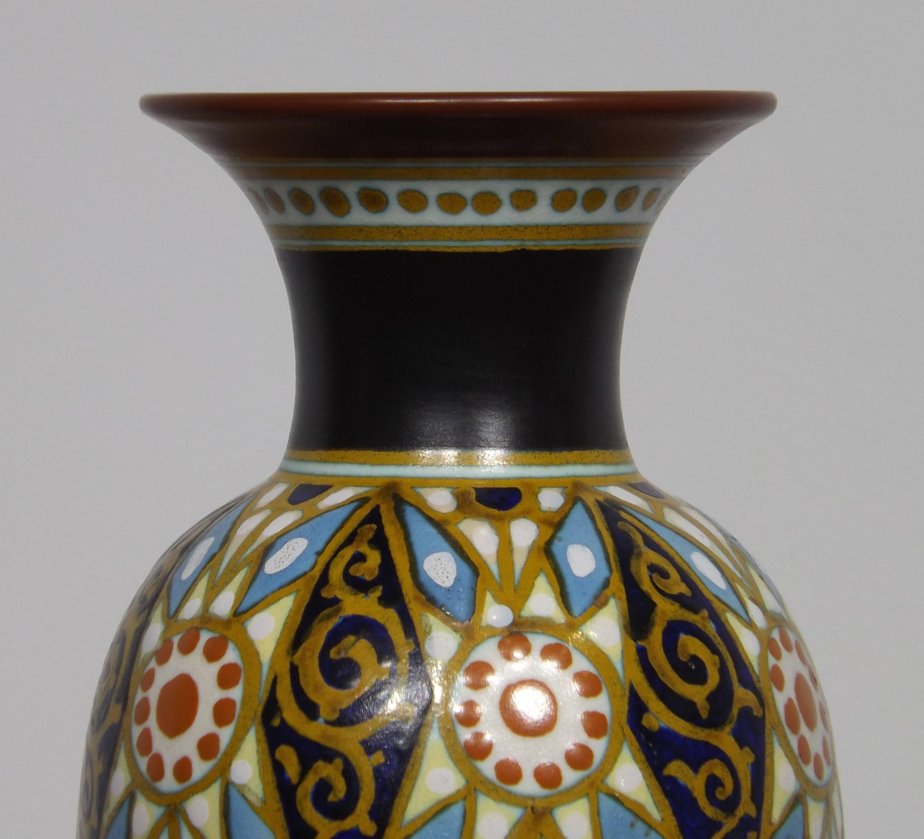 Arts and Crafts Gouda Vase Style 'Marion'