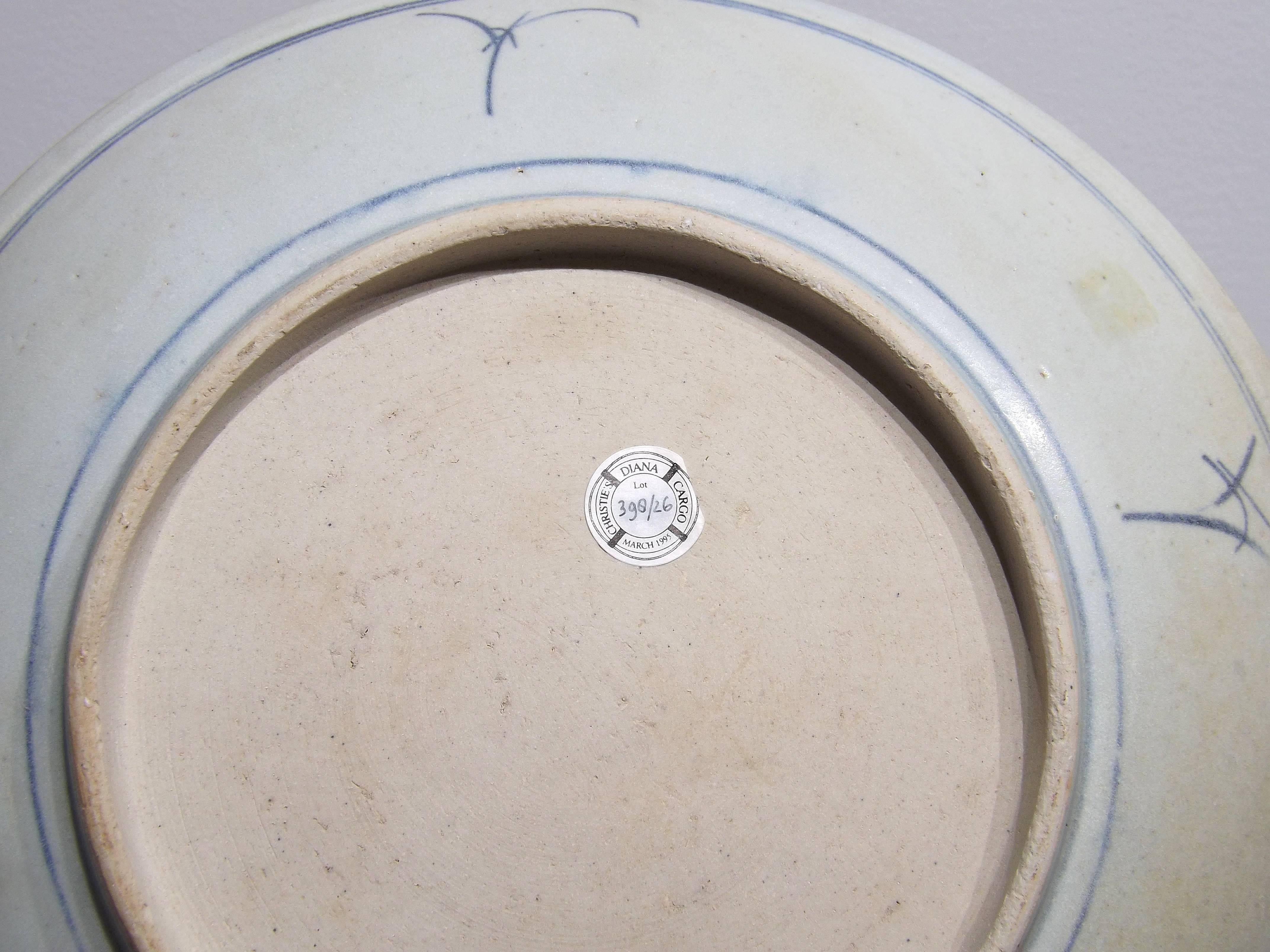 Early 19th Century Chinese Qing Period Shipwreck Plate from the 'Diana'