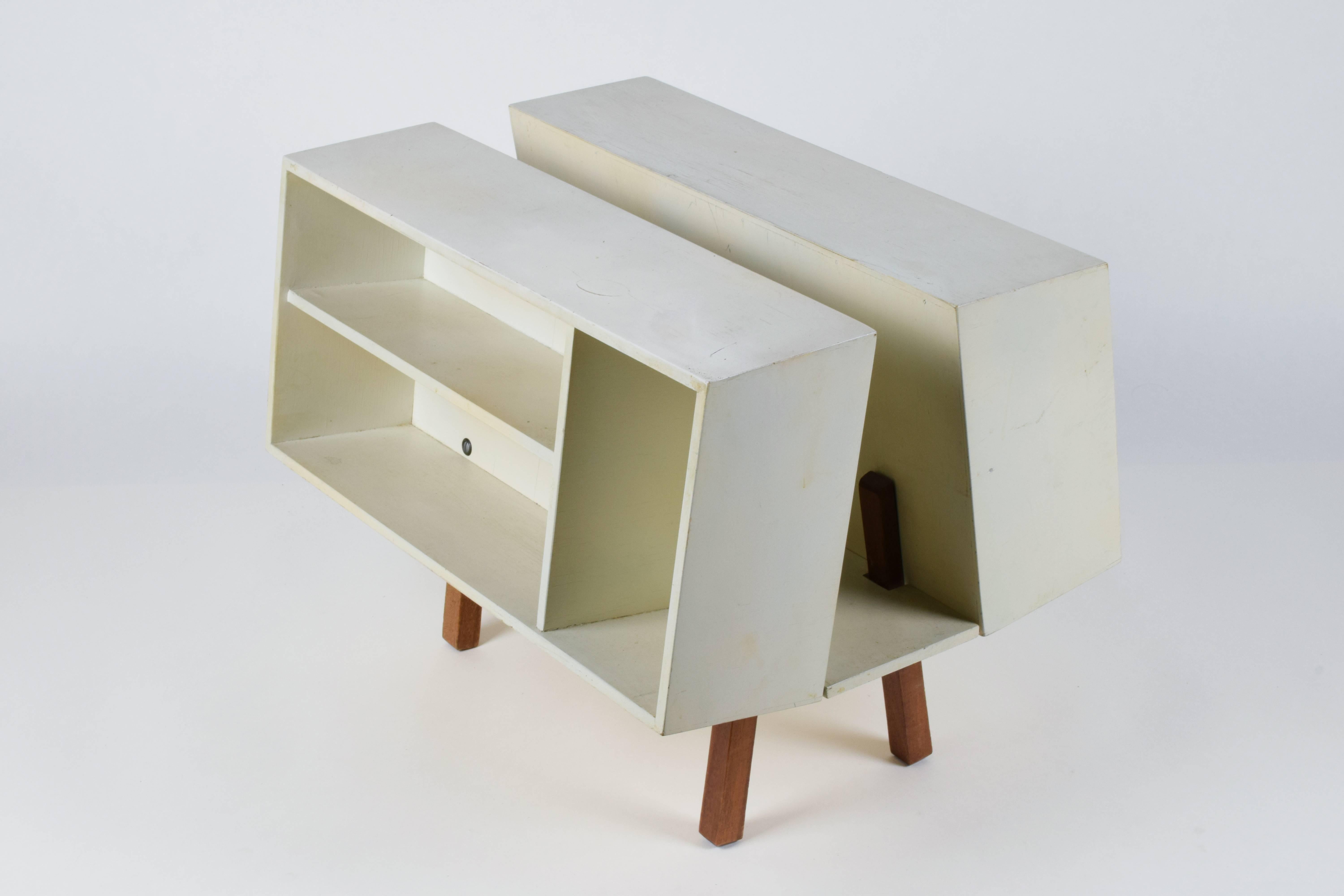 Mid-20th Century Ernest Race, Isokon Donkey Shelf Storage Unit, Isokon, 1963