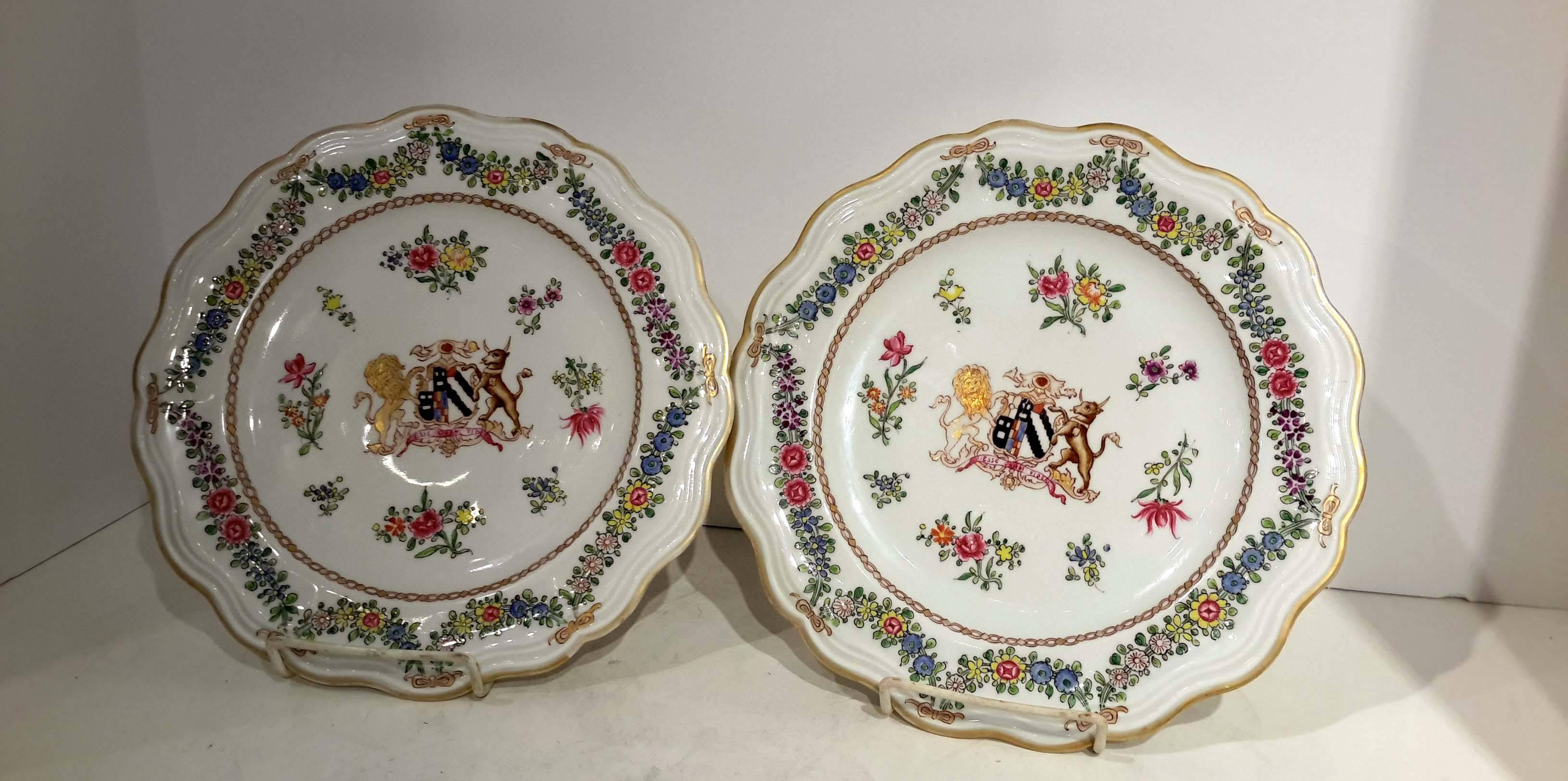 Set of 12 Samson Armorial Porcelain Service Plates, French, 19th Century 2