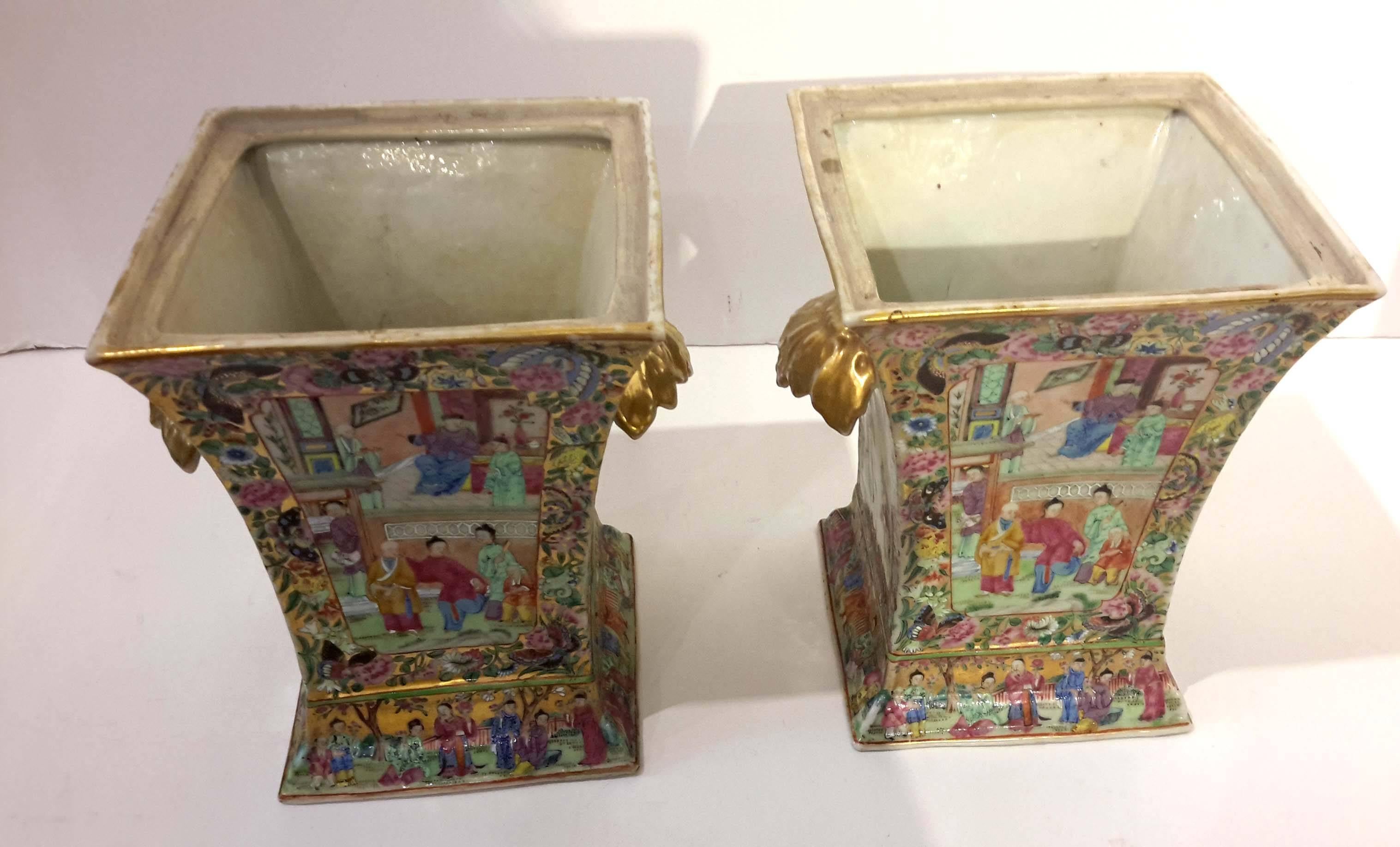 Enameled Pair of Chinese Export Famille Rose Porcelain Cachepot, Vases, 19th Century For Sale