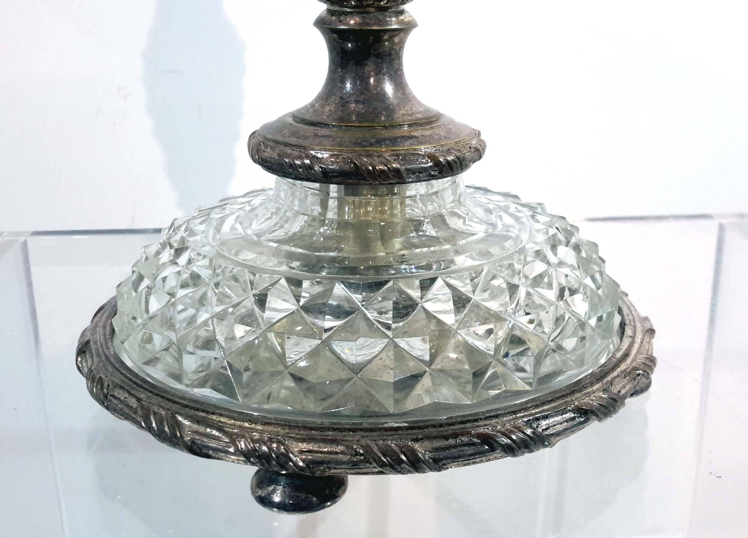 Early 20th Century Cut Crystal and Silvered Bronze Boudoir Lamp, circa 1900 For Sale