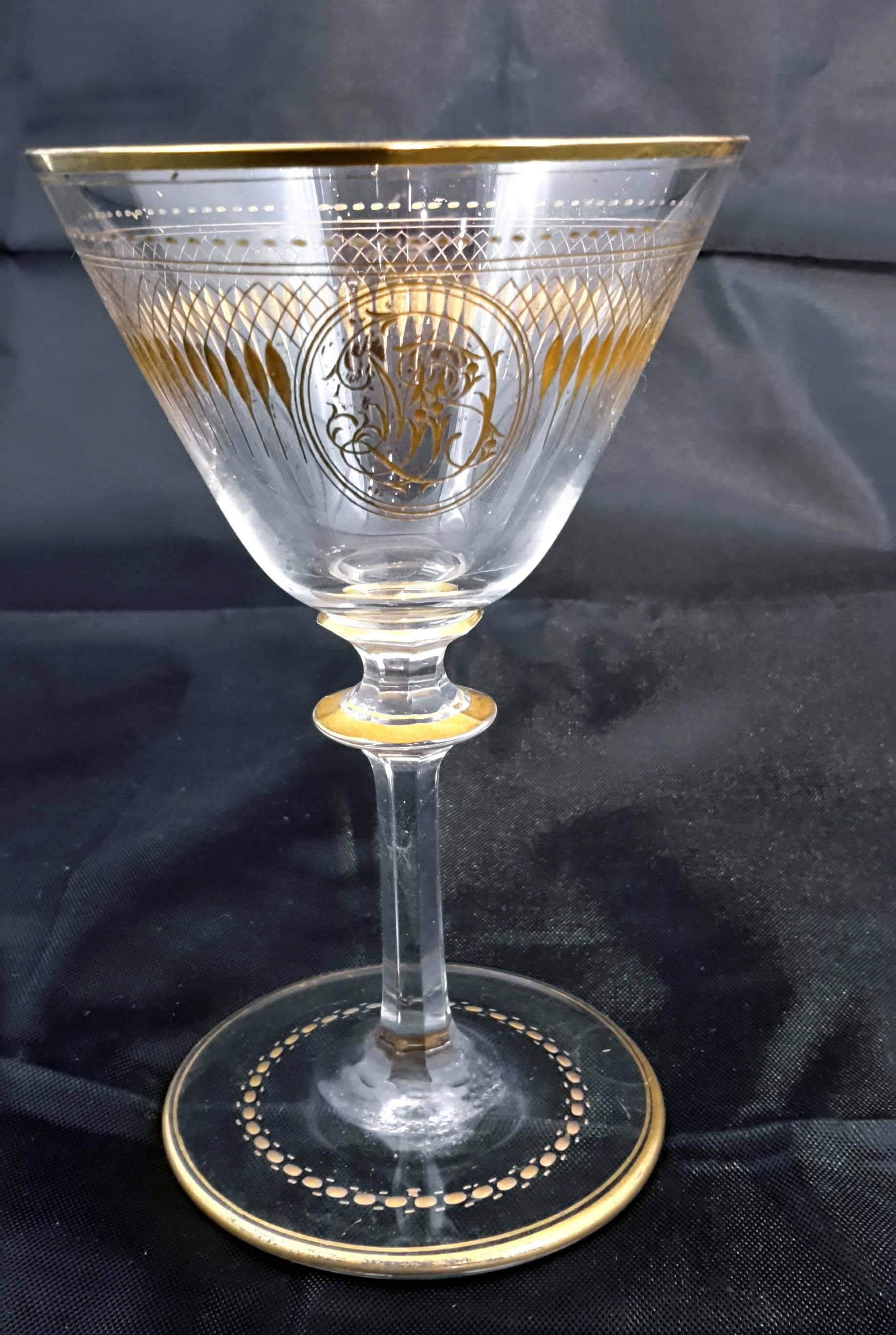 21 Pieces Antique Attributed to St. Louis Crystal Stemware In Good Condition In New York, NY