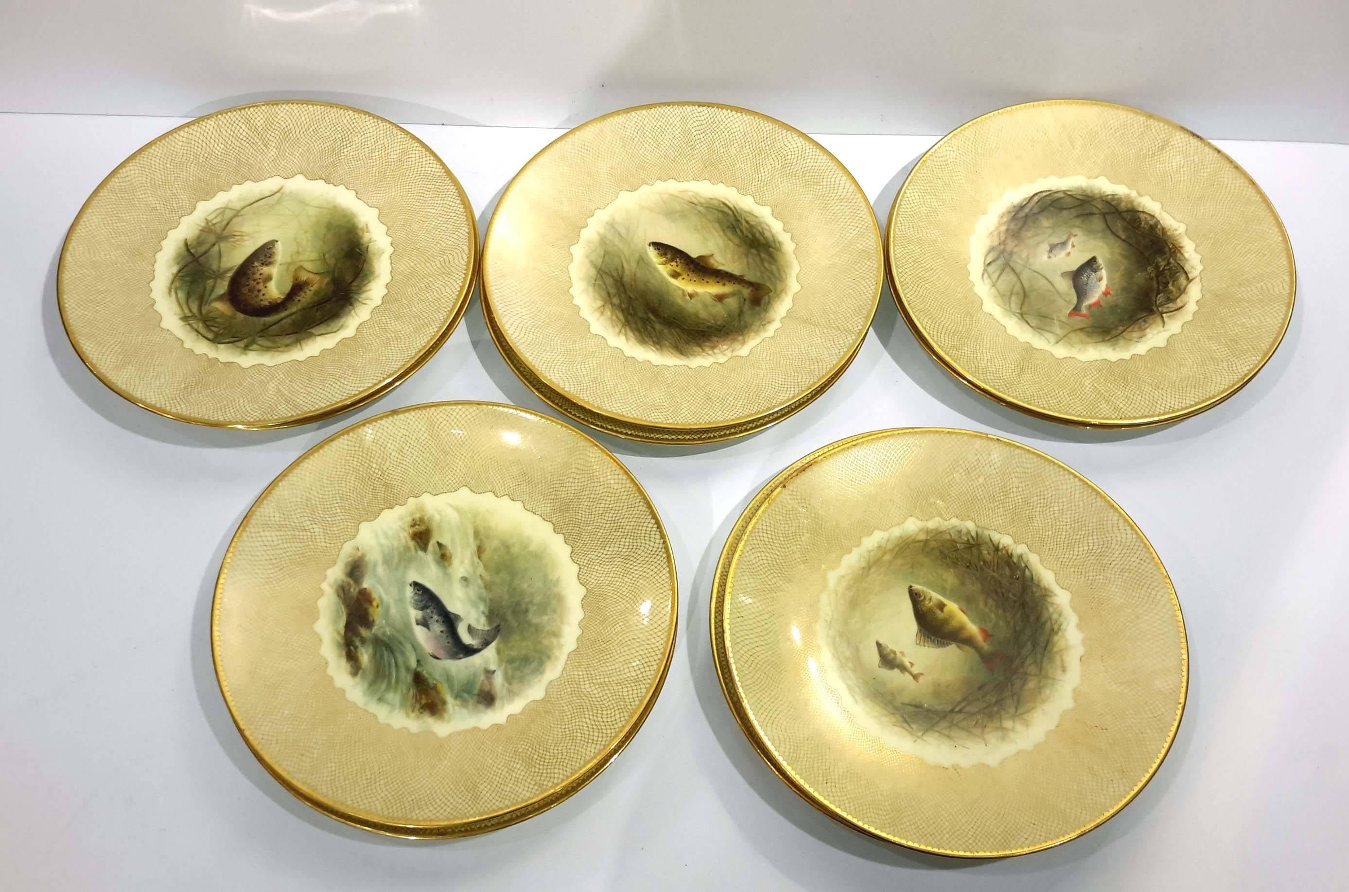 Set of Ten Cauldon Porcelain Fish Plates, 19th Century For Sale 2
